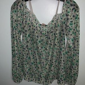 Tops and blouses